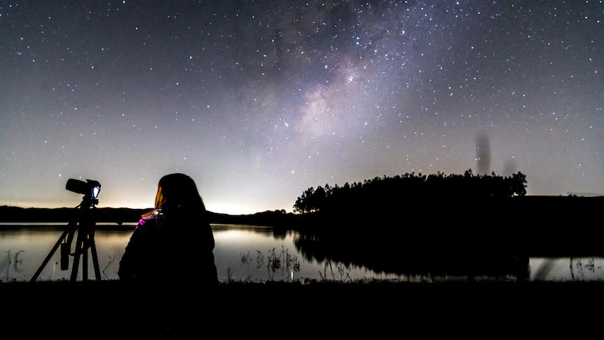 天文|南半球，定好闹钟，本周四，天坛座流星雨可能会出现暴雨级别？