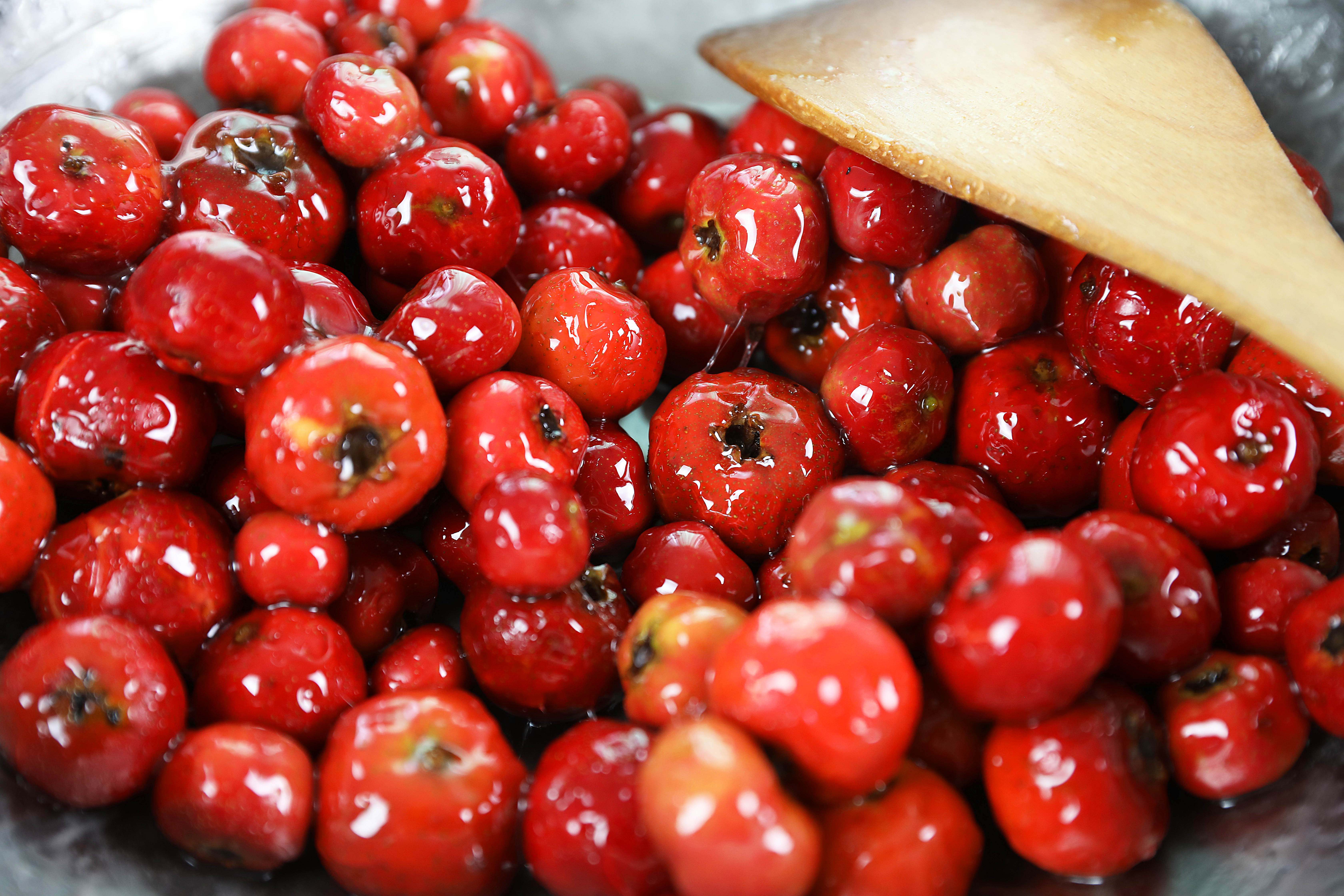 霜糖雪球山楂酸甜可口健脾开胃小朋友们最爱的零食