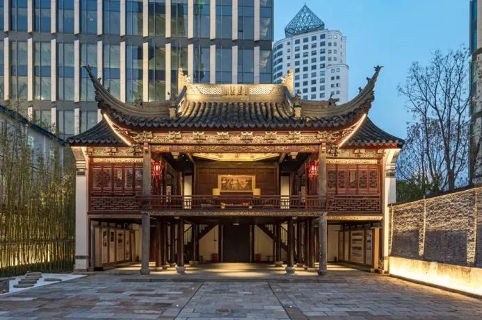 一座古会馆半部上海史三百多年后黄浦江畔老码头记忆再次被激活丨睡前