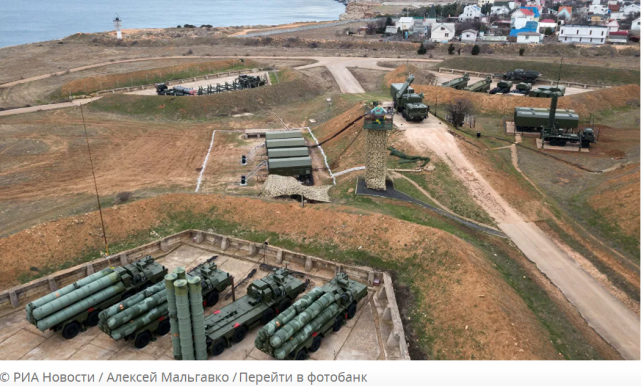 图源:俄媒截图 报道称,俄罗斯向印度交付的首批s-400防空系统的一部分