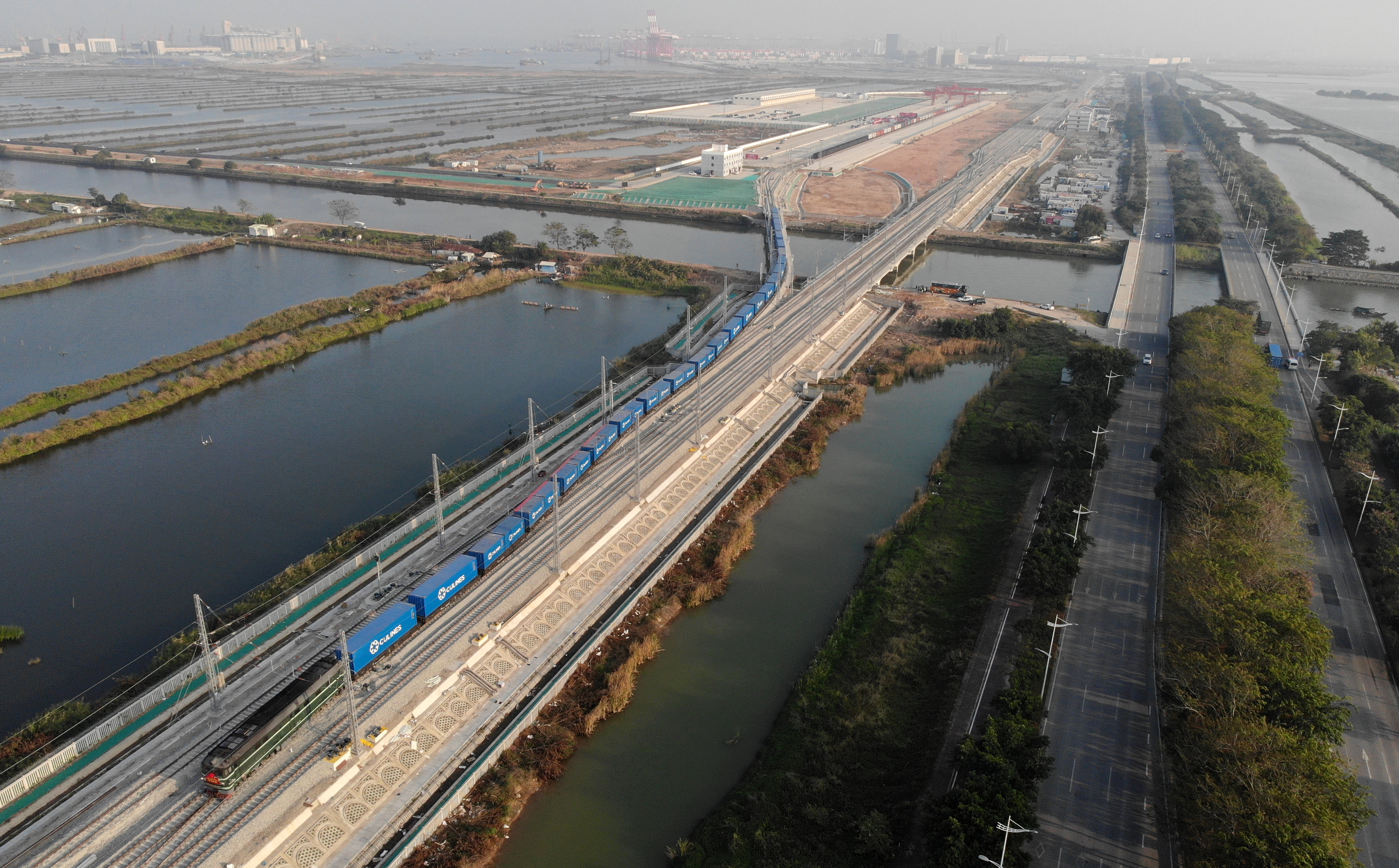 广州南沙港铁路图片