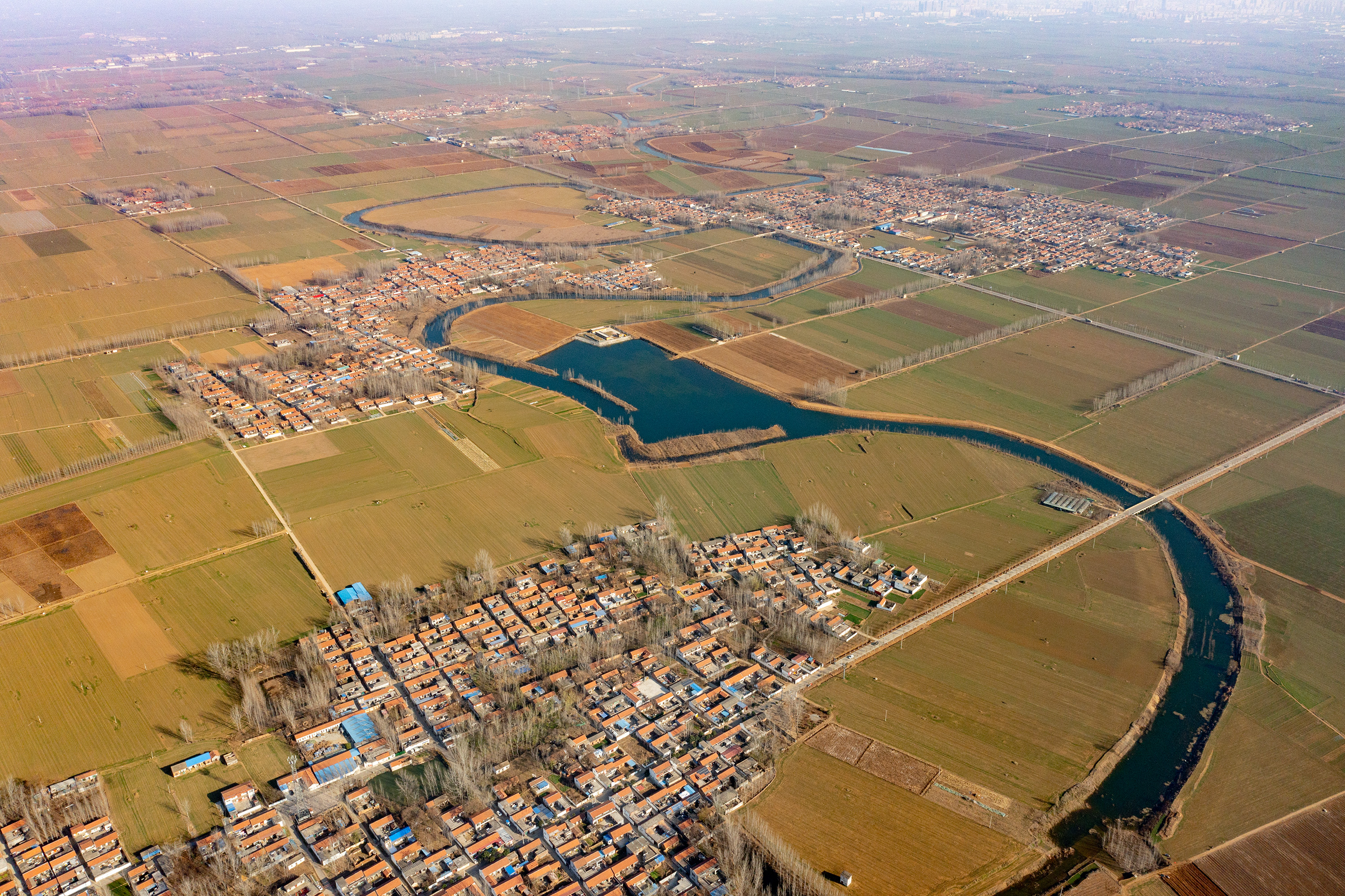 南旺分水枢纽考古公园位于南旺镇政府驻地,以分水龙王庙旧址为主体