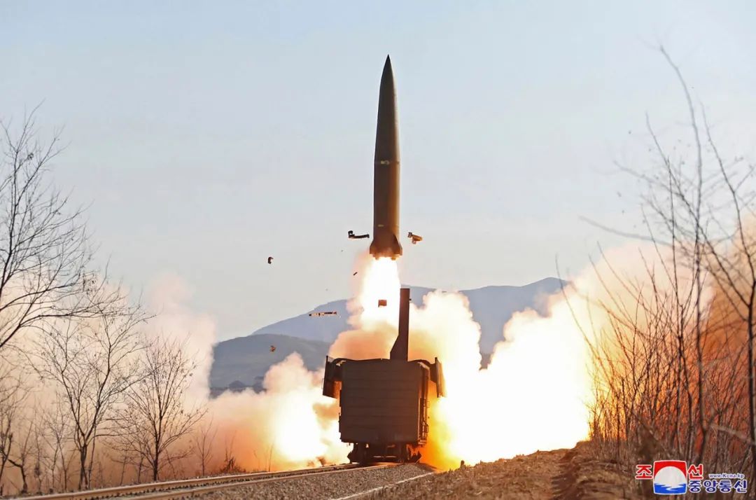 朝中社朝鲜进行远程巡航导弹和战术导弹试射