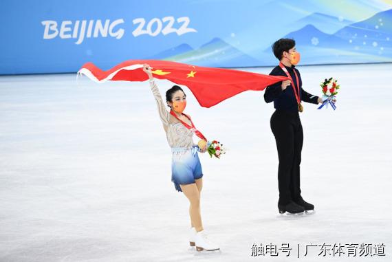 冬奥最强音花样滑冰赵宏博背水一战胜在加难度