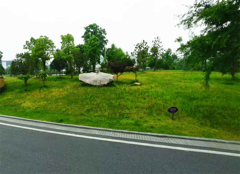 是周围居民散步健身休闲的好去处(16——26):16,艾青公园,婺城区亚峰