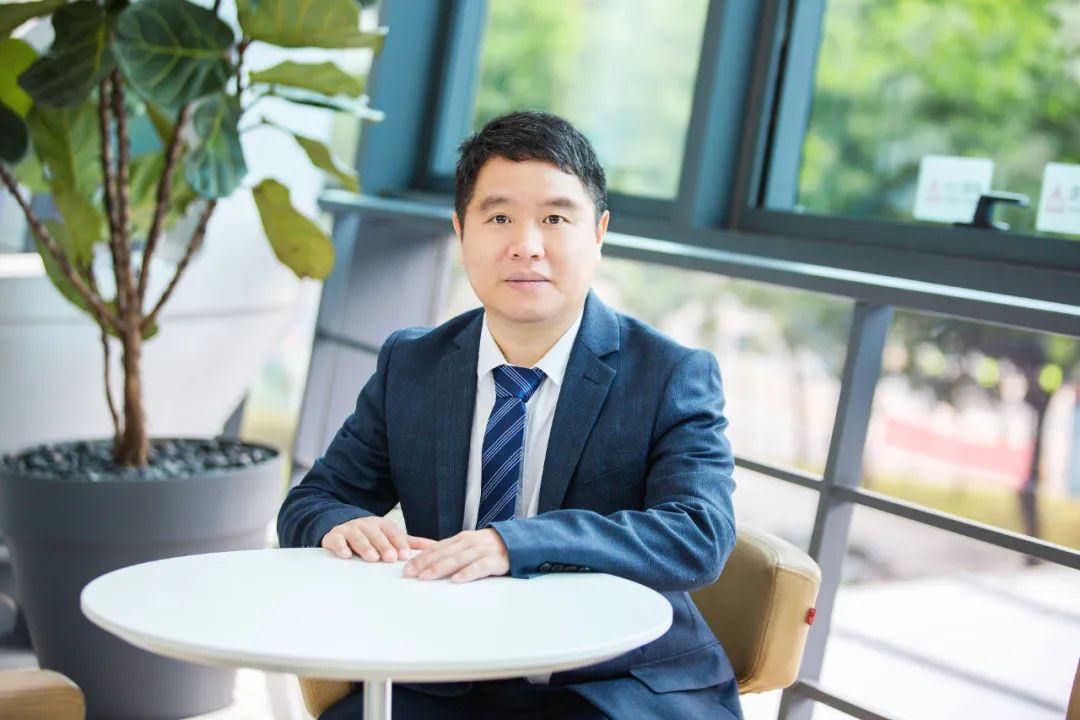 王鹏飞洞见金融潮汐的力量