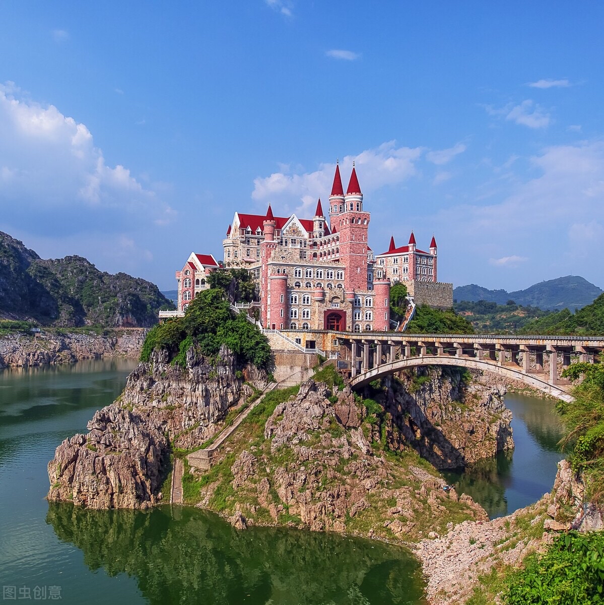 你去过万峰湖的吉隆堡酒店吗,欢迎留言,关注我,每天分享不同的旅行