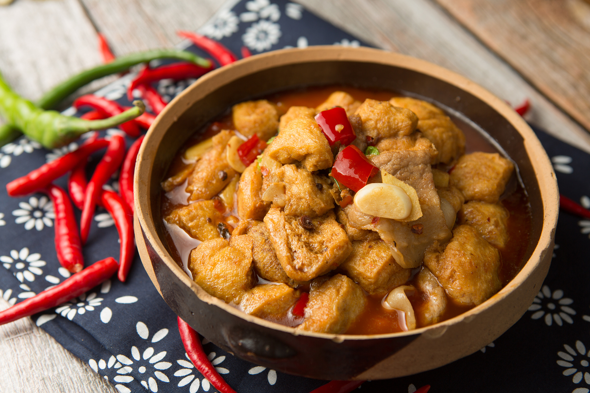 比炖肉好吃的焖汁香煎豆腐鲜嫩入味一家人都爱吃的下饭菜