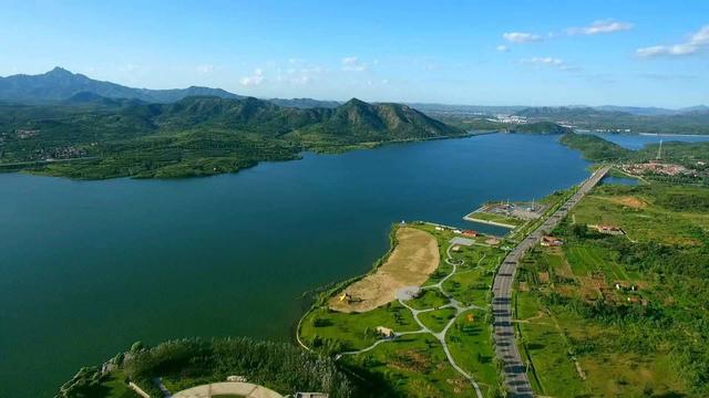 烟台日报头版头题守住绿水青山打造金山银山栖霞吹响工业强市冲锋号