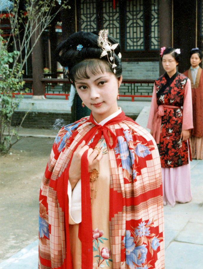 87版红楼梦罕见试妆照与正式剧照大相径庭很多角色被换
