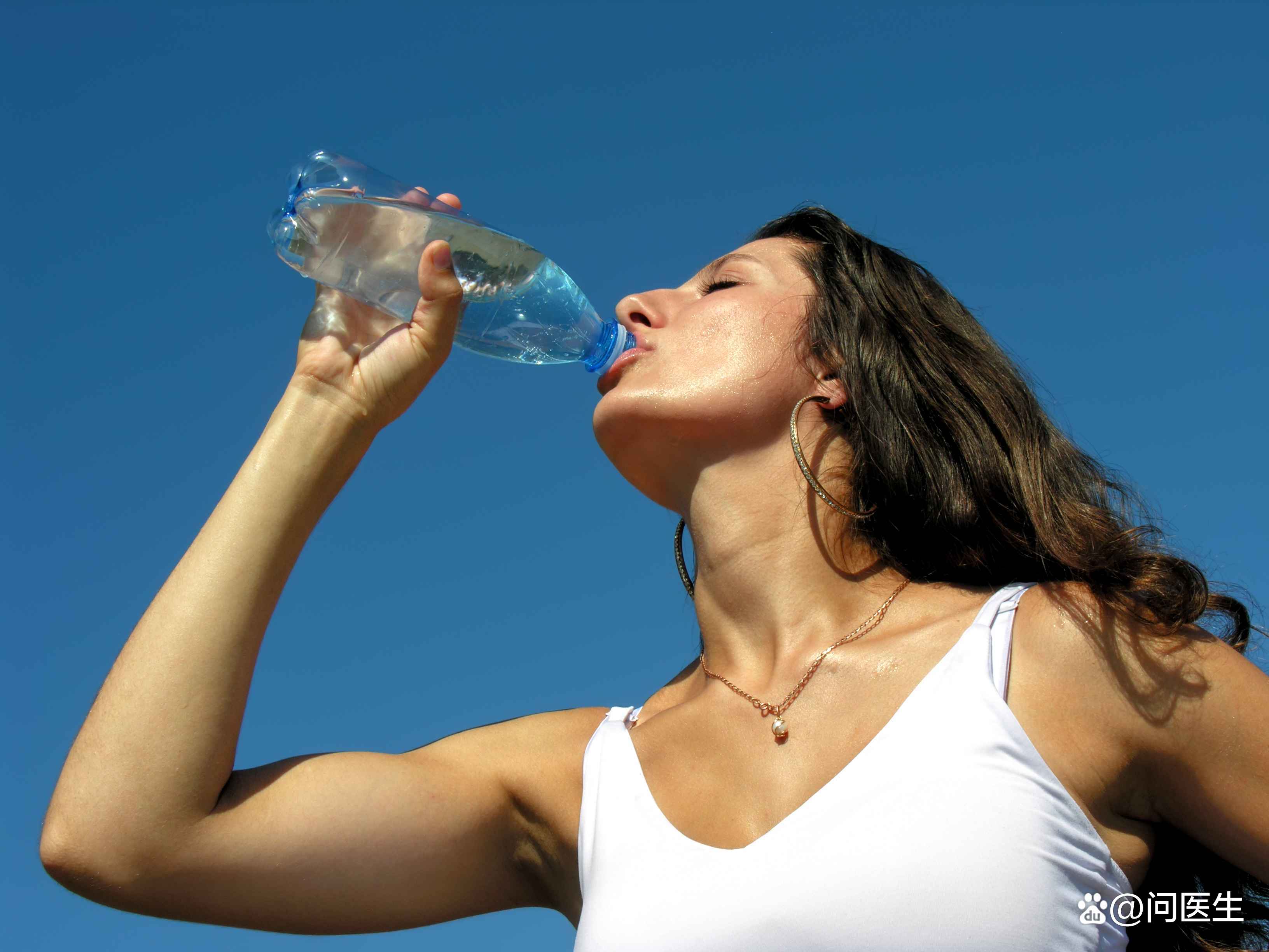 尤其是夏天了,人们时不时就喝点啤酒或者吃个海鲜烧烤等,而且夏季本来