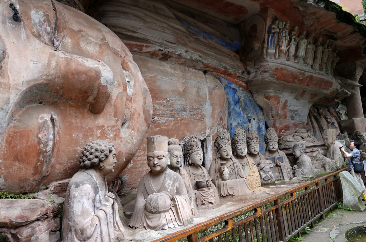 最精美的石刻舞动的千年石窟打卡大足宝顶山石刻令人惊艳