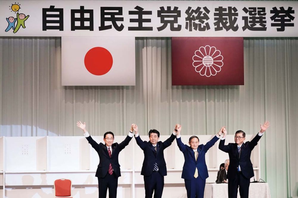 2021年11月11日出任自由民主党最大派系"清和政策研究会"会长.