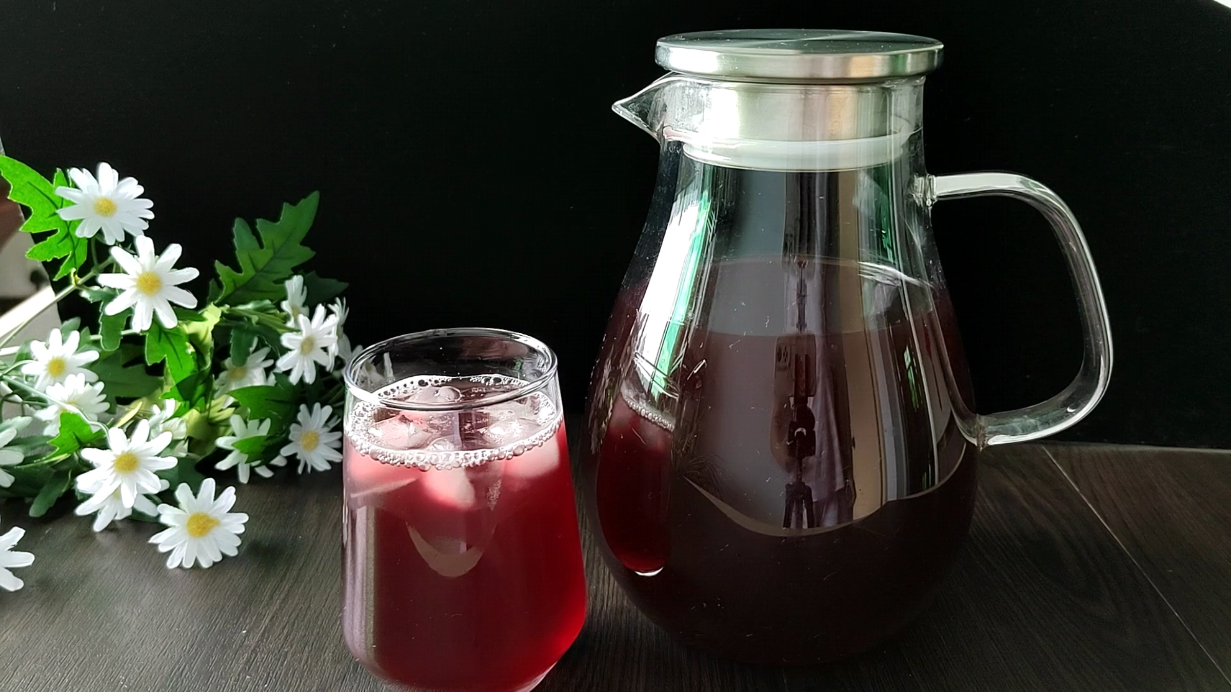 古法熬制酸梅汤,食材配比很重要,酸甜浓郁冰凉爽口,夏天必备_人民号