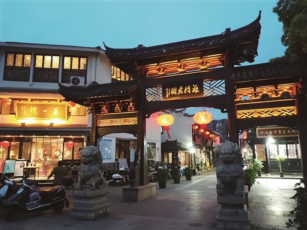 台州椒江最美3大古镇老街青石板路上古韵悠悠