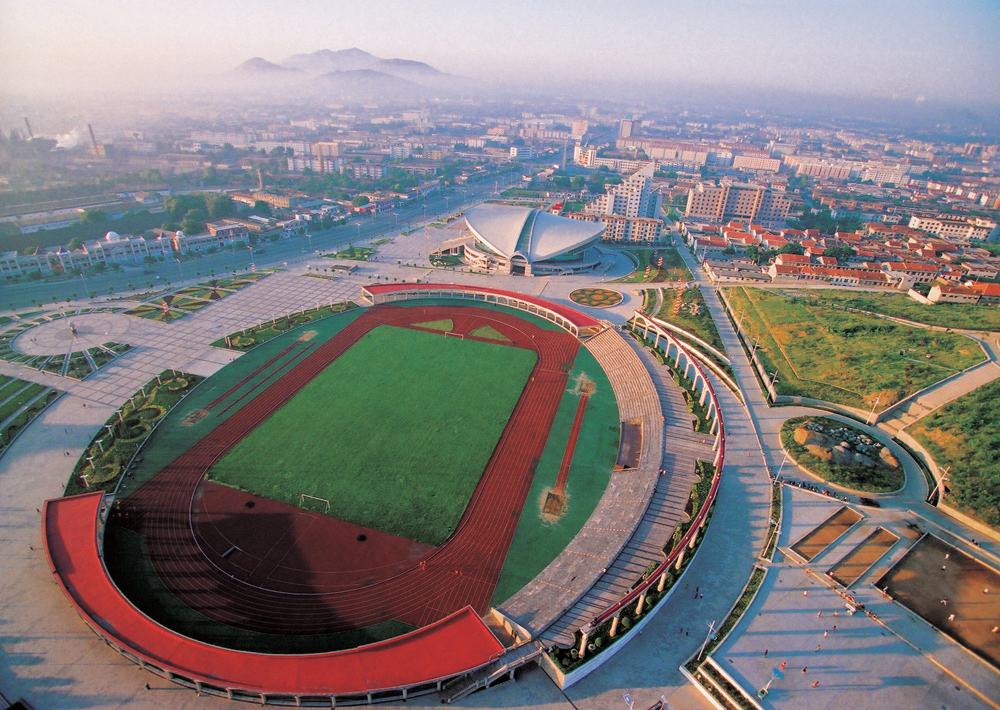 邹城老体育广场篮球场年久失修的问题官方回应