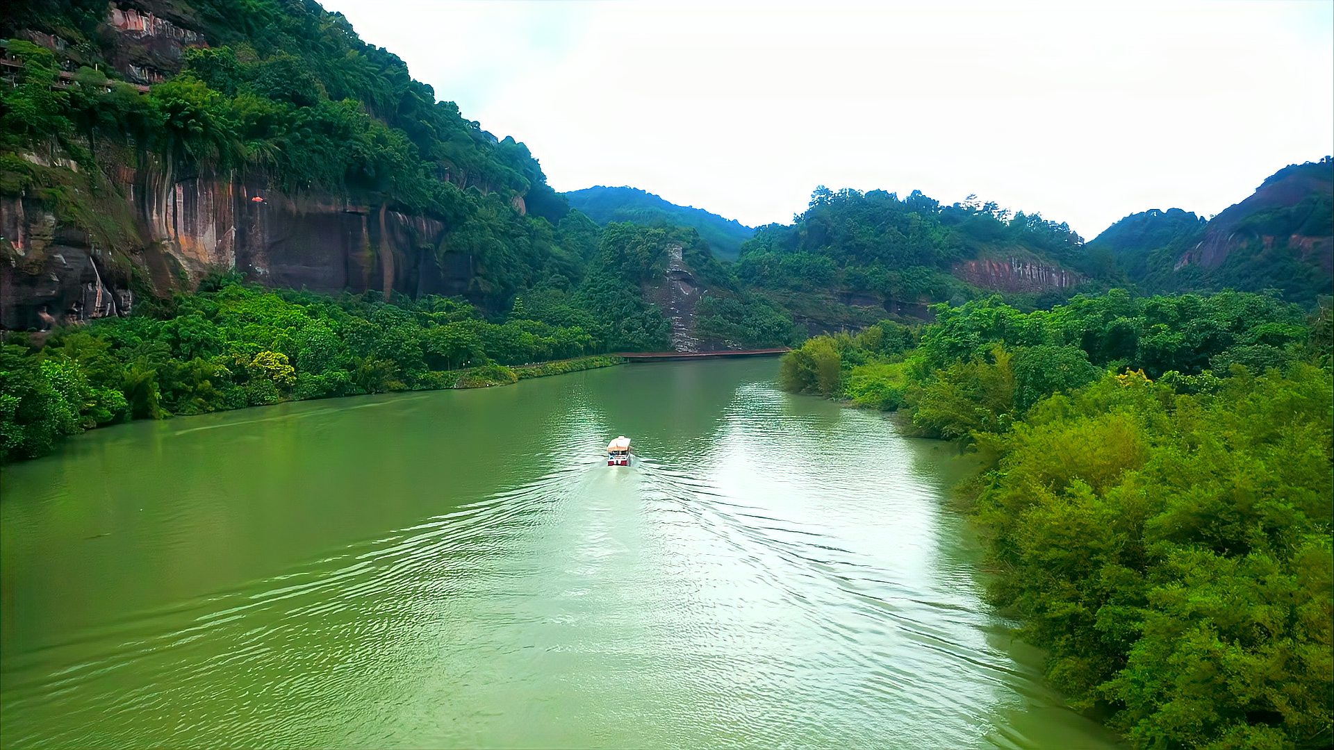 水上丹霞在锦江之上游览丹霞山