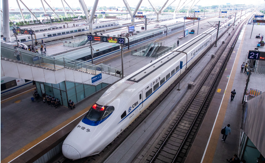 台风木兰登陆徐闻沿海广州南站计划加开部分列车