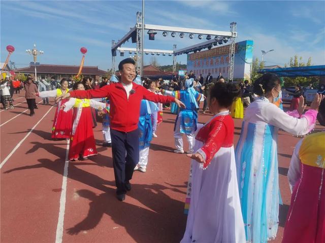 CCTV's "Happy City School" camera team entered Liaoyuan