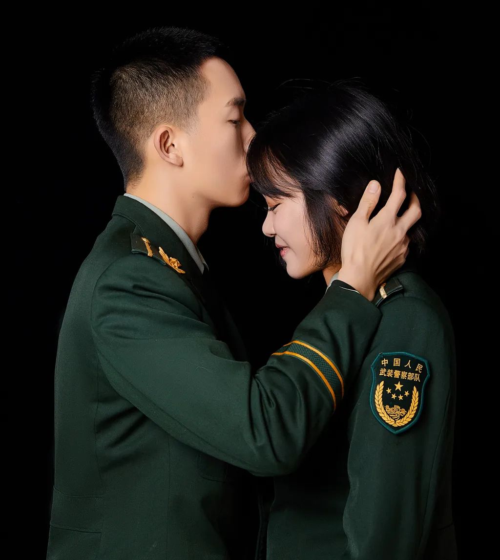 超甜!21位兵哥兵姐亲述:他们如何脱单?