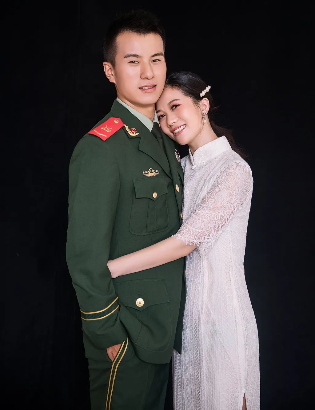 超甜!21位兵哥兵姐亲述:他们如何脱单?