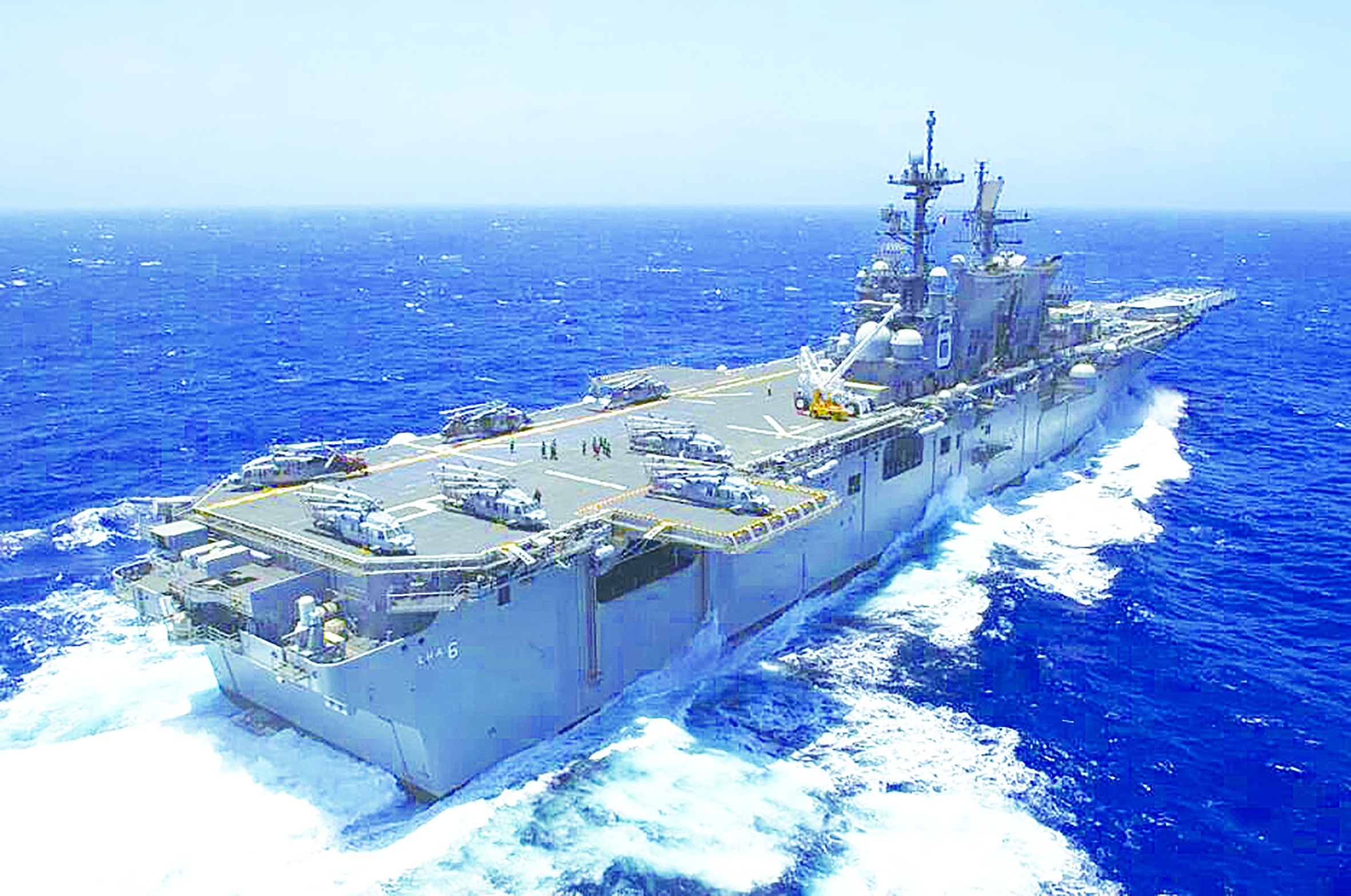 美国准航母编队罕见在黄海大规模演习