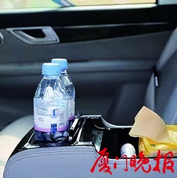 ■网约车瓶装水